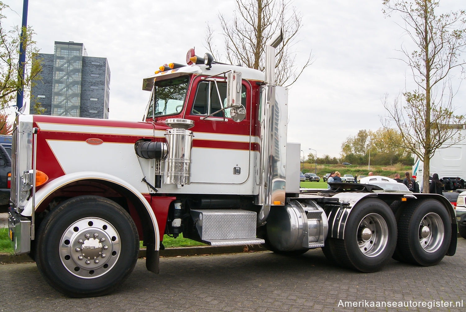 Vrachtwagens Peterbilt 359 uit 1967